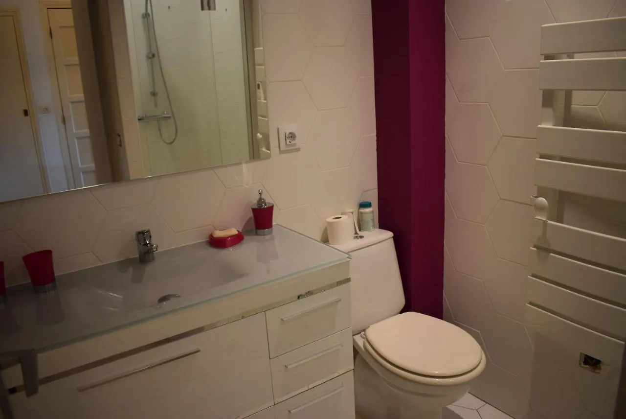 Appartamento Apartamento En Planta Baja Directo Al Canal Ref 81 Empuriabrava